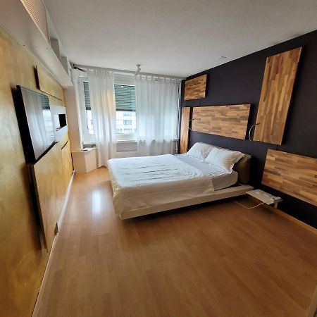 Boutique Apartment Next To Stadium Letzigrund - By Airhome Zurich Bagian luar foto